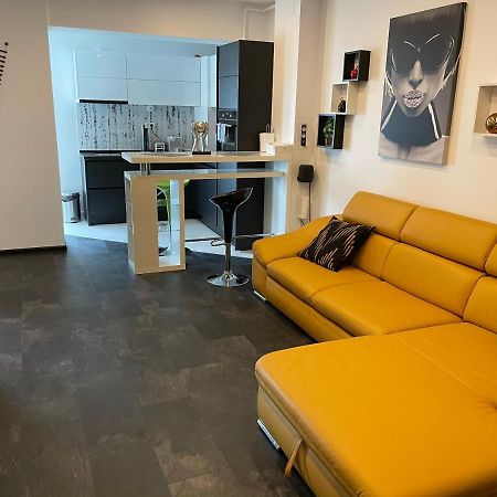 Fancy Westpark 2 Residence Lakeview W7 Bükreş Dış mekan fotoğraf