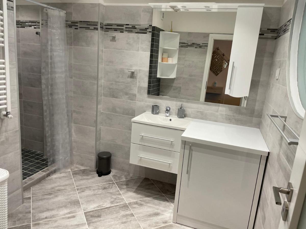 Fancy Westpark 2 Residence Lakeview W7 Bükreş Dış mekan fotoğraf