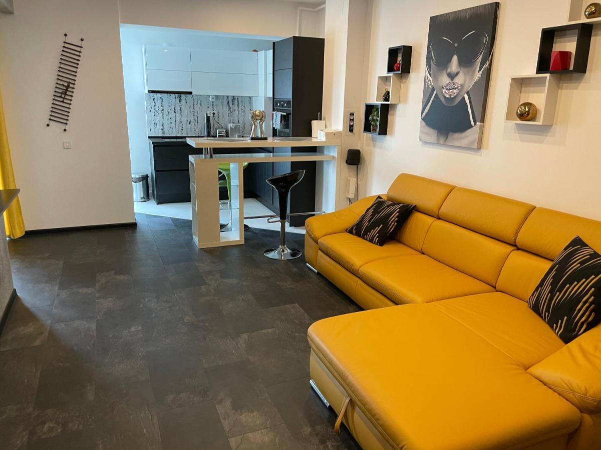 Fancy Westpark 2 Residence Lakeview W7 Bükreş Dış mekan fotoğraf